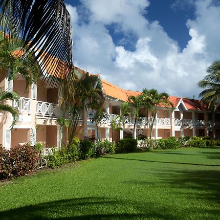 Coco Reef Resort & Spa Crown Point Exterior photo